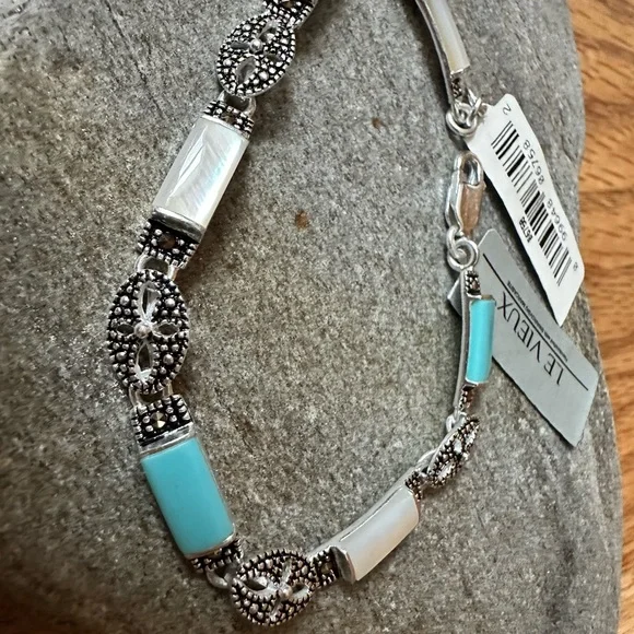 NWT Le Vieux Sterling Silver Bracelet - Picture 2 of 3